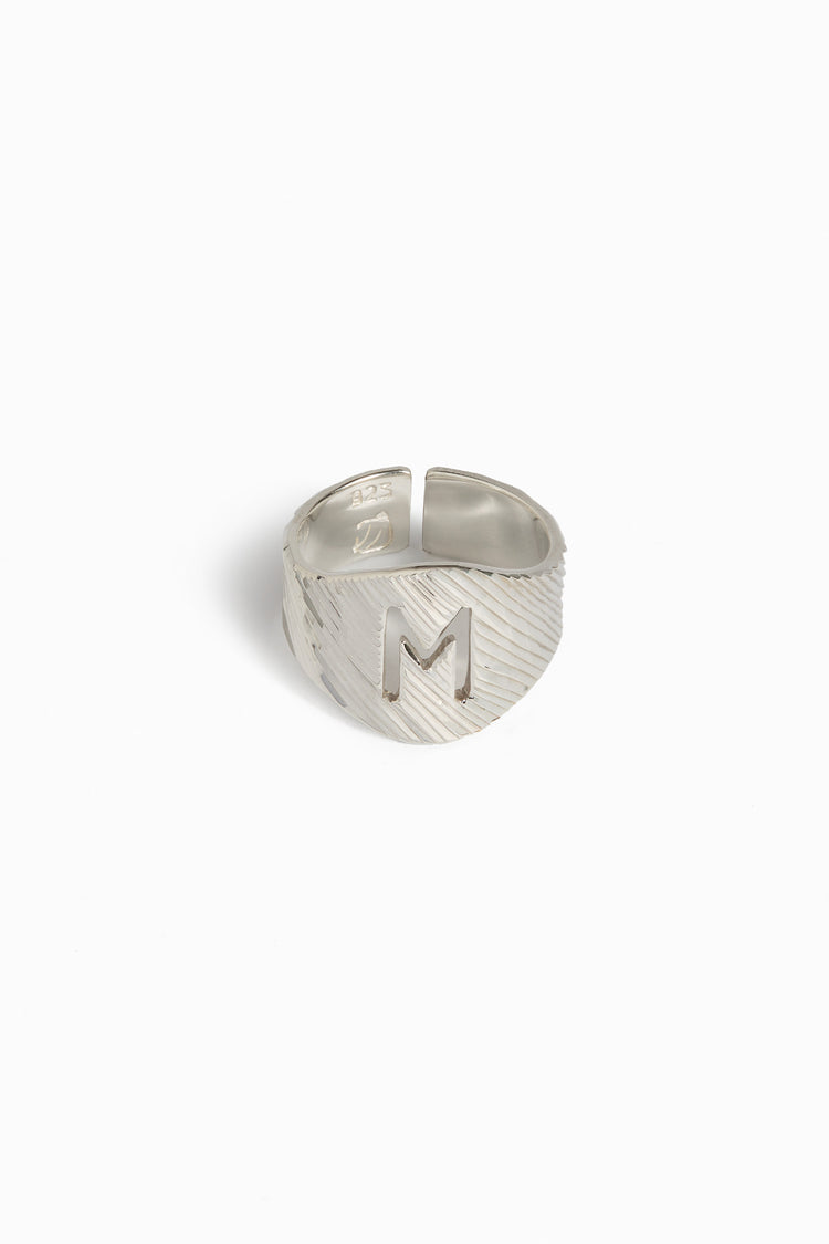 Bias Stencil Ring - English